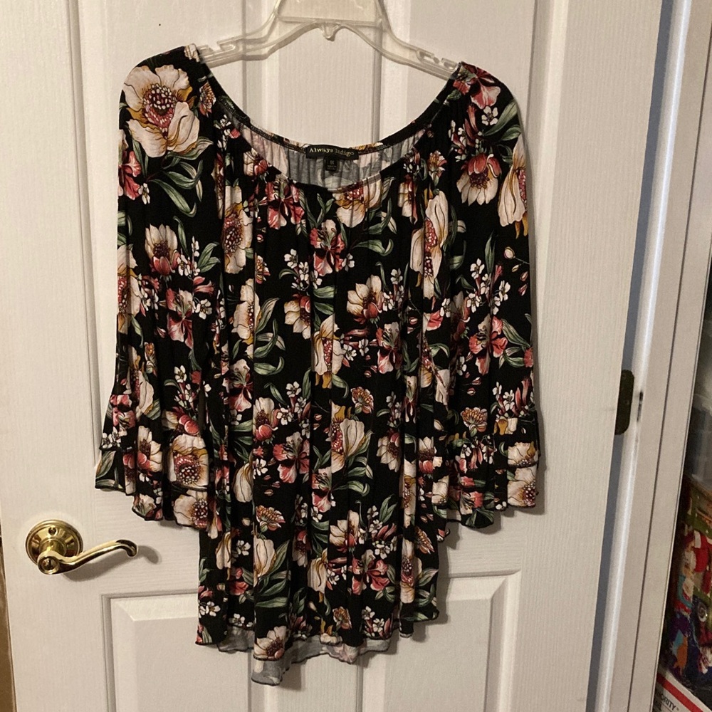 Always Indigo Black Floral Scoop Neck Flutter Sleeve Tunic Top